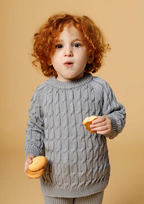 Свитер с косами детский, серый | Интернет-магазин Knitman