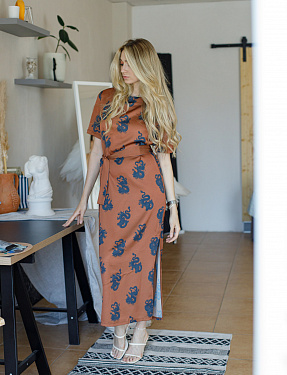 Платье с разрезами с поясом терракотовый | Интернет-магазин Knitman