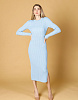 Трикотажное платье миди с разрезом голубое | Интернет-магазин Knitman