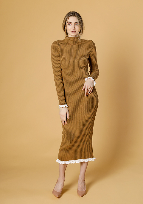 Облегающее платье с оборками, кэмел | Интернет-магазин Knitman