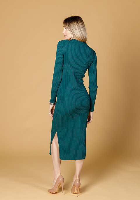 Трикотажное платье миди с разрезом зеленое | Интернет-магазин Knitman