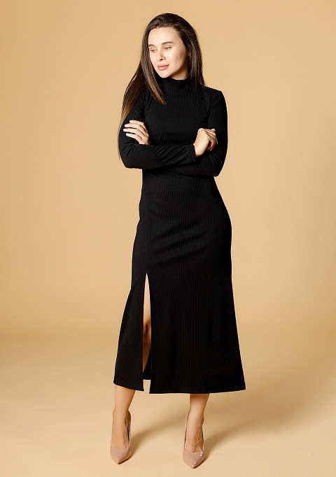 Платье "Лапша" миди с воротником-стойкой черное | Интернет-магазин Knitman