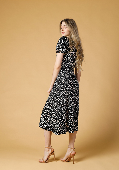 Платье миди с рукавами-фонариками черное | Интернет-магазин Knitman